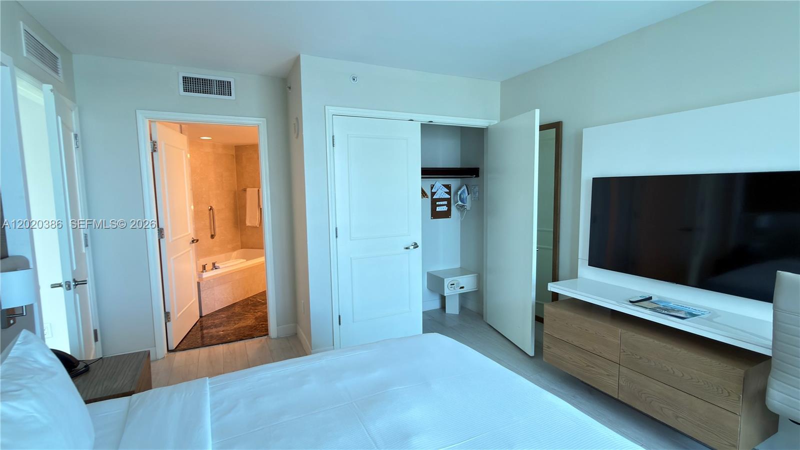 505 N Fort Lauderdale Bch Blvd #2201 Fort Lauderdale, FL 33304