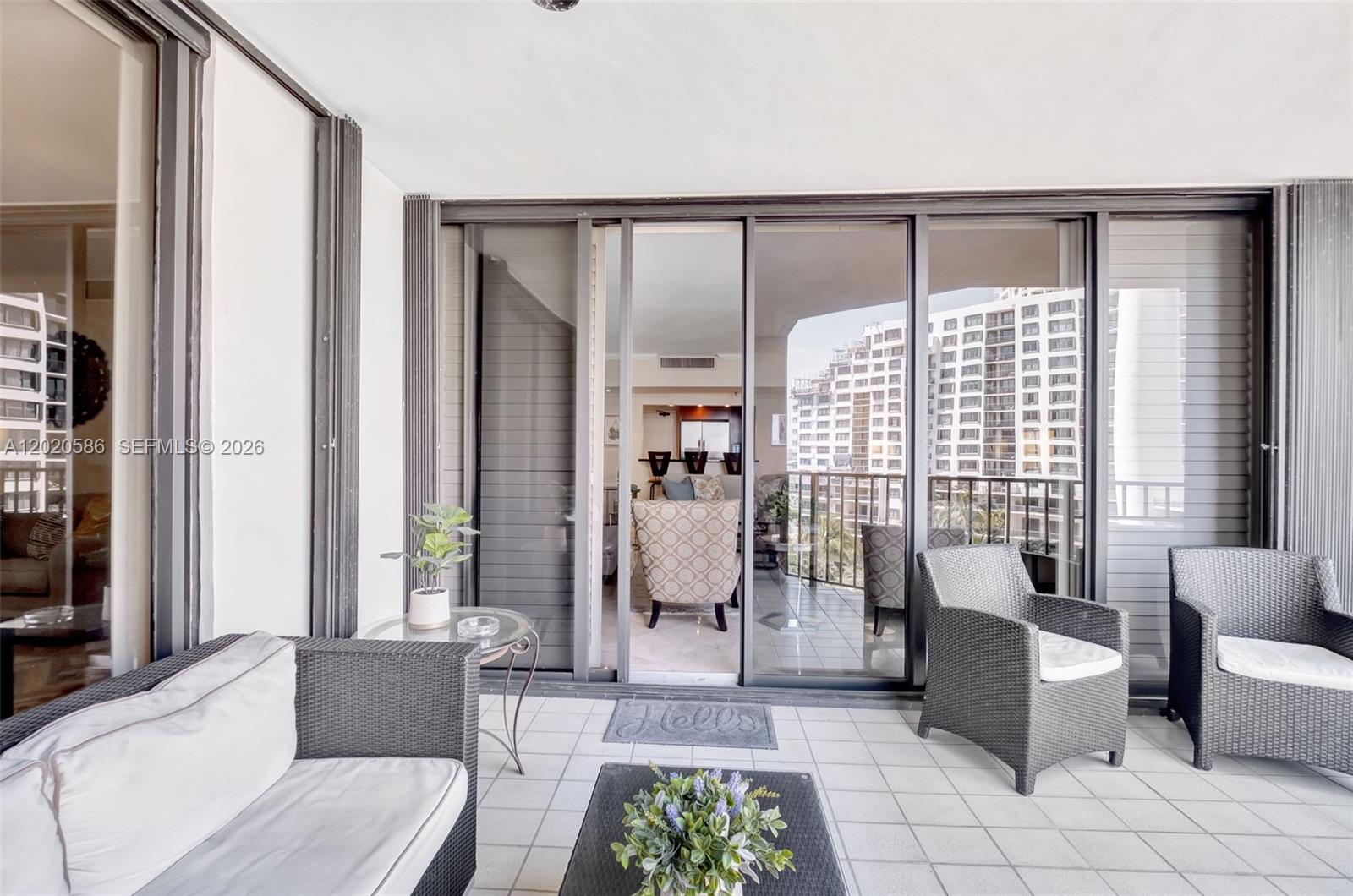 image Brickell Key One21