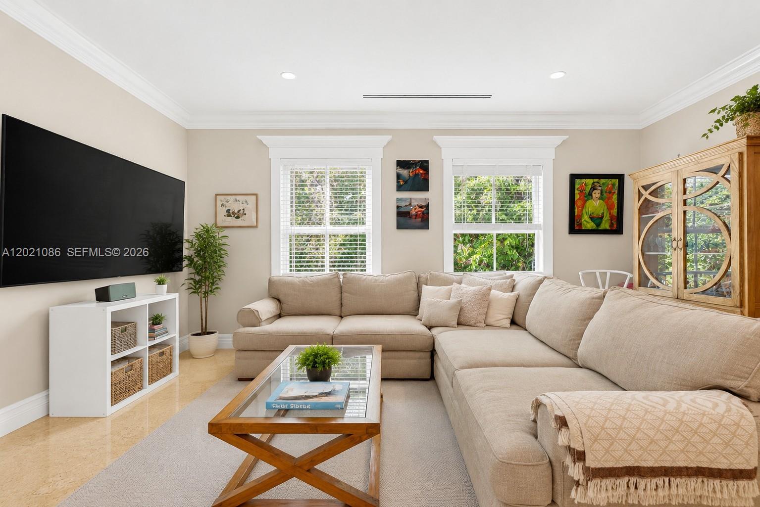 442 Ridgewood Rd Key Biscayne, FL 33149