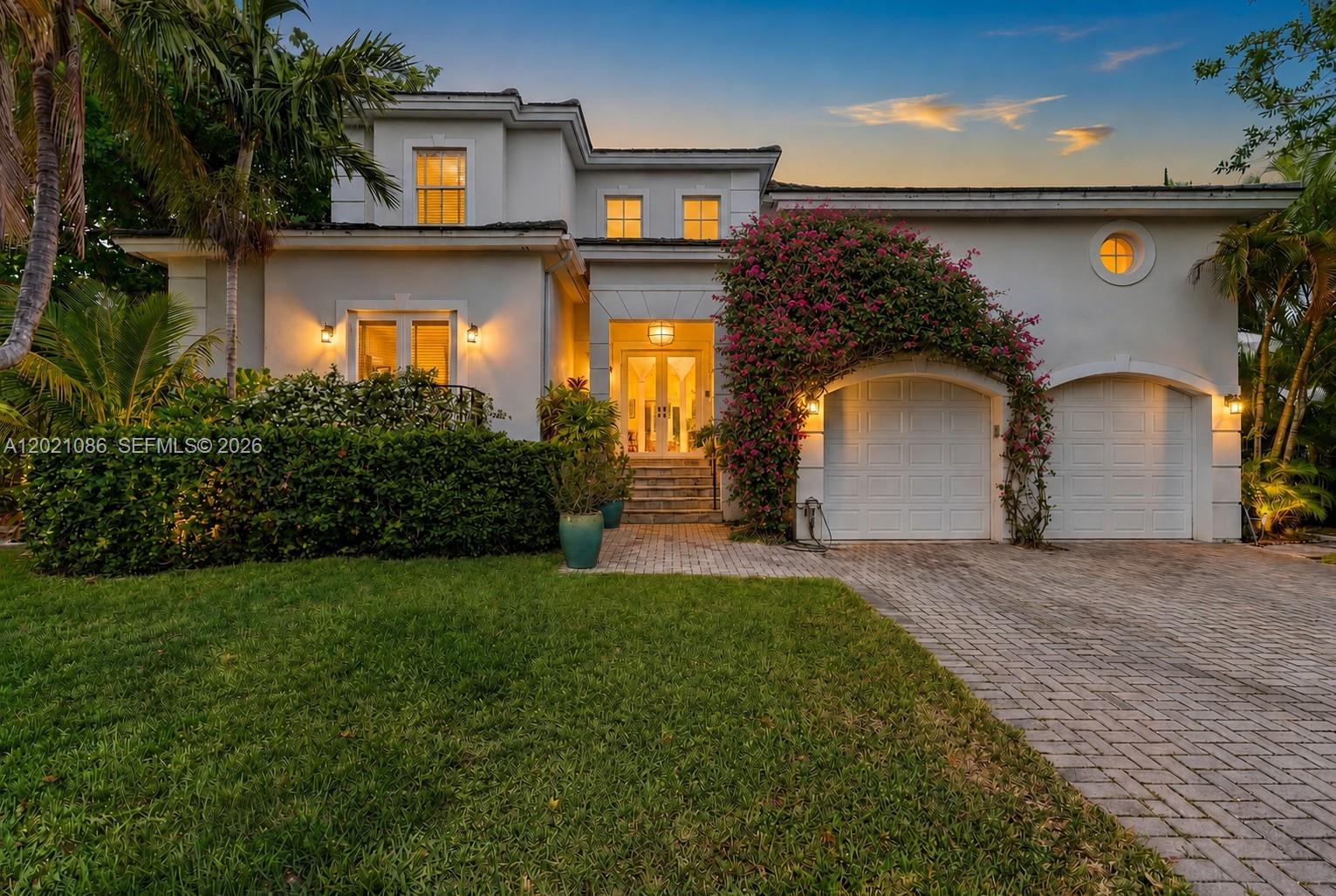442 Ridgewood Rd Key Biscayne, FL 33149