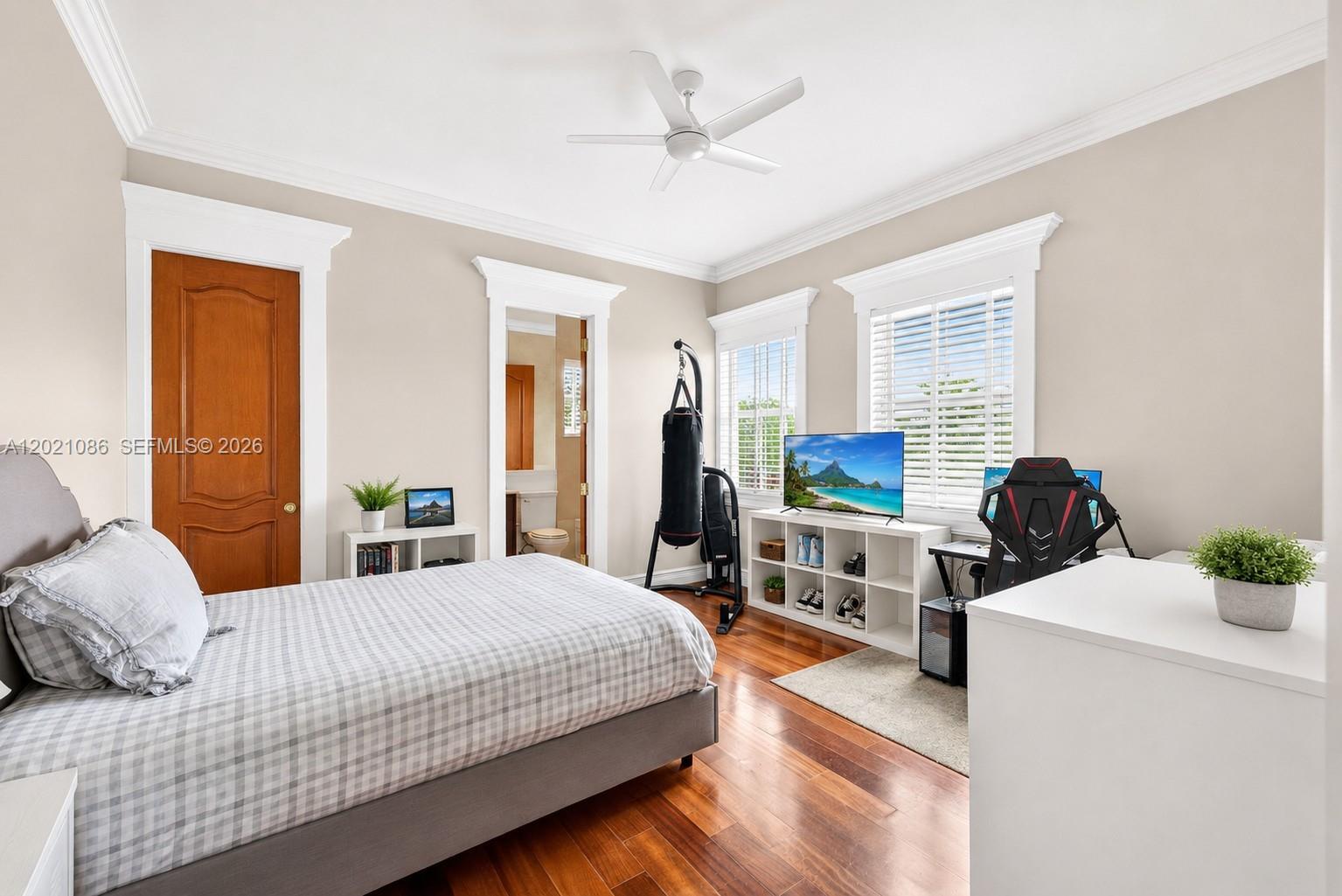 442 Ridgewood Rd Key Biscayne, FL 33149