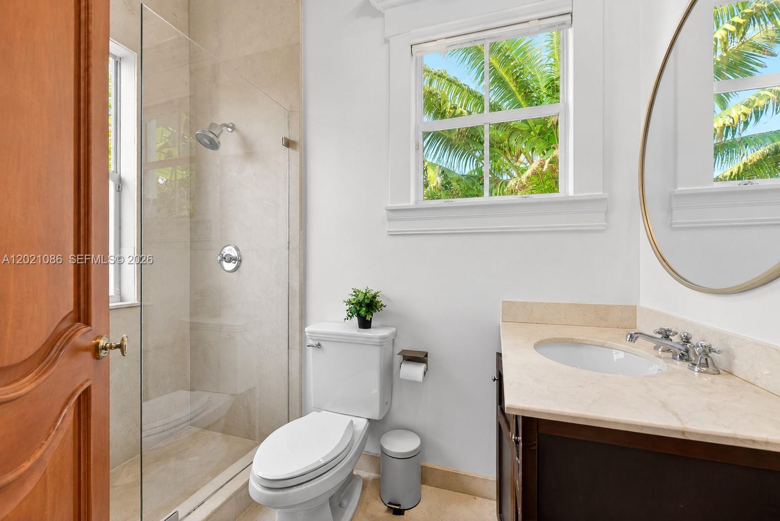 442 Ridgewood Rd Key Biscayne, FL 33149