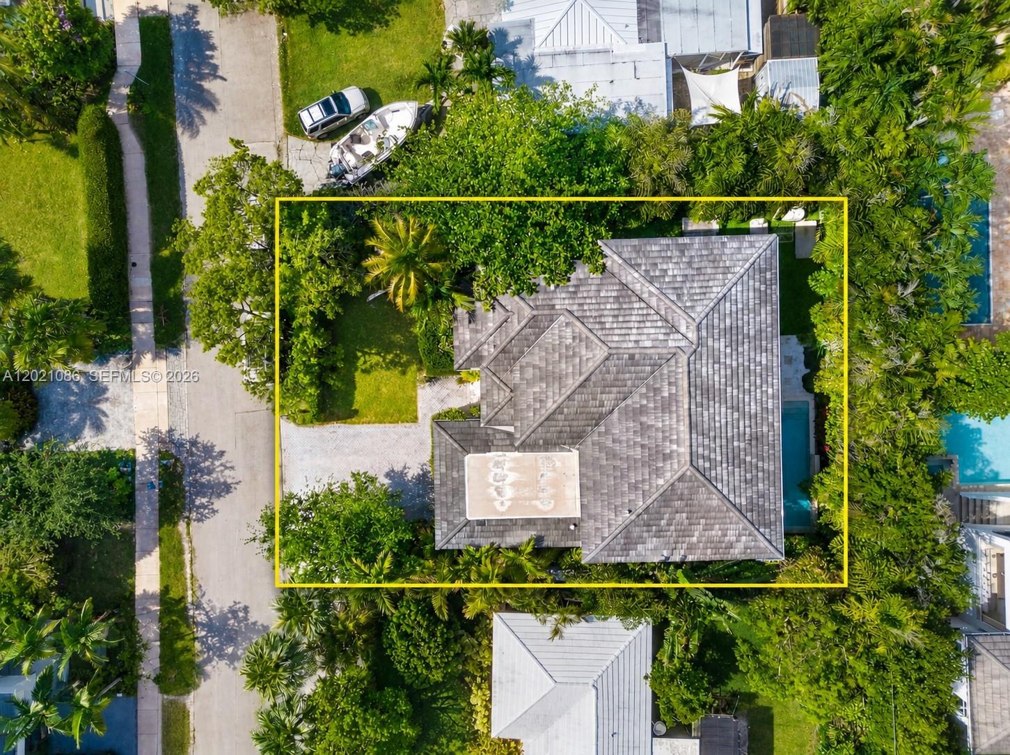 442 Ridgewood Rd Key Biscayne, FL 33149