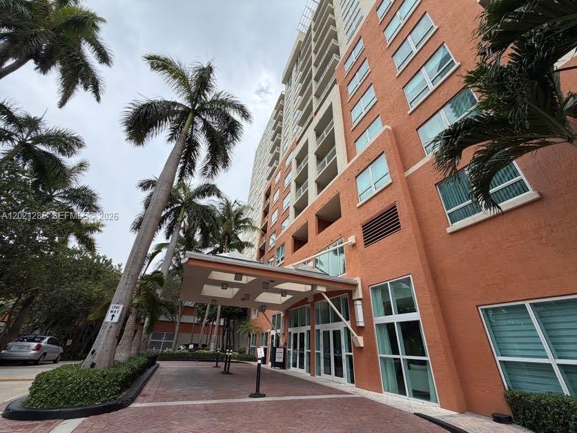 2000 N Bayshore Dr #126