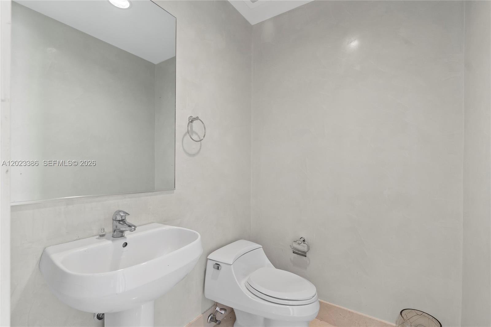18101 Collins Ave #1502 Sunny Isles Beach, FL 33160