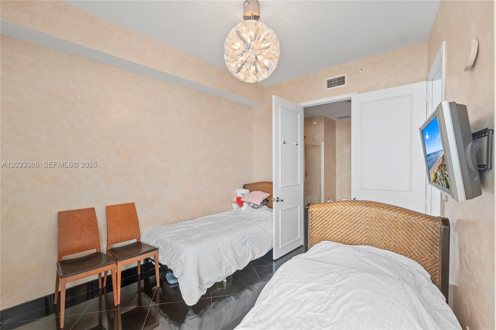 18101 Collins Ave #1502 Sunny Isles Beach, FL 33160