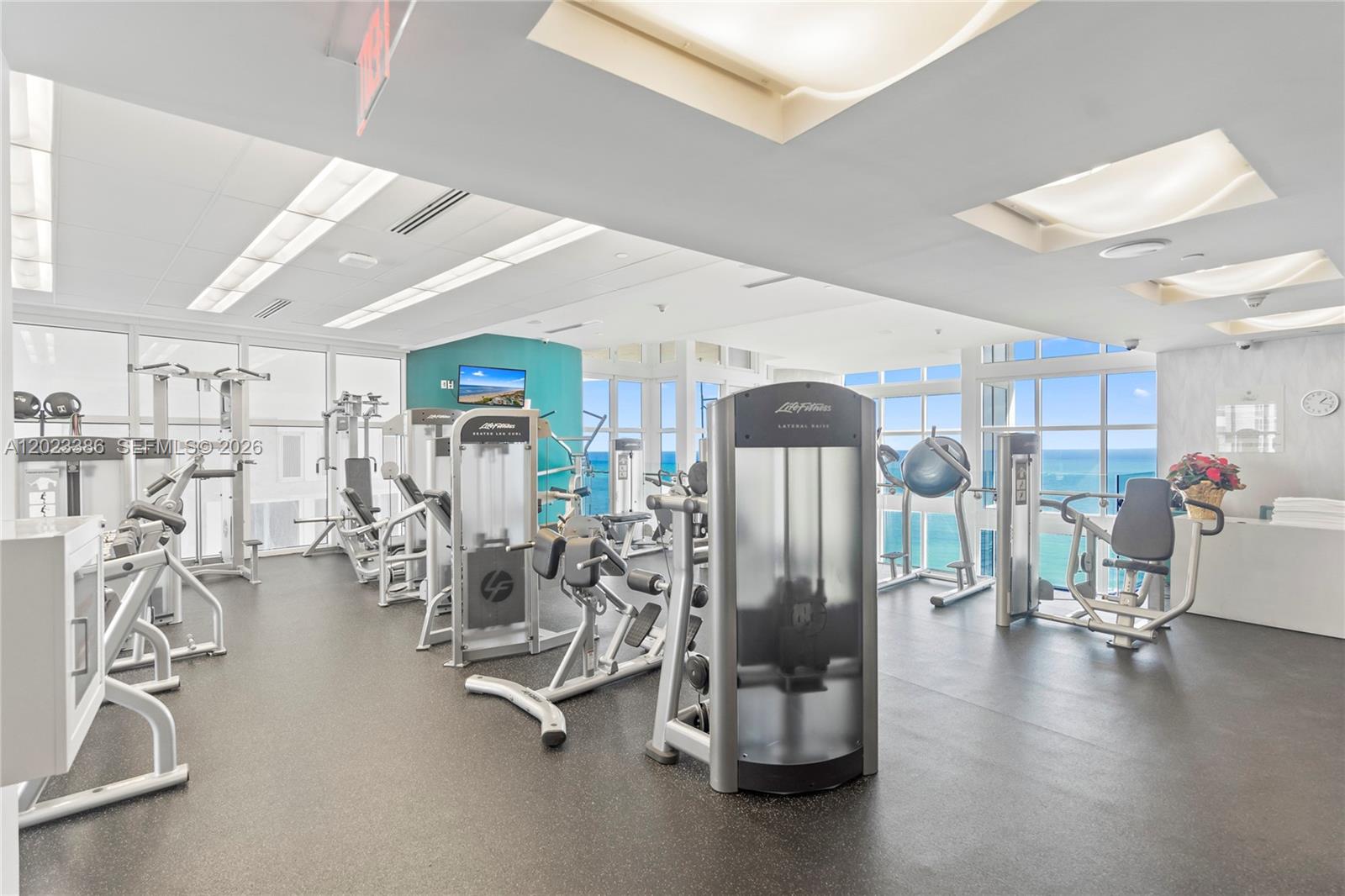 18101 Collins Ave #1502 Sunny Isles Beach, FL 33160