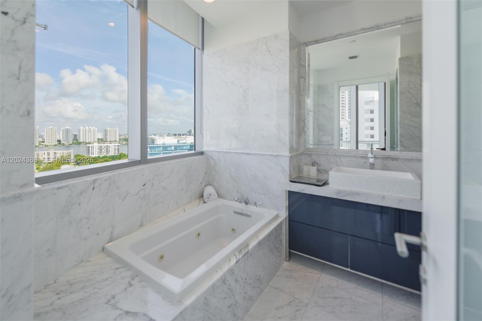 17475 Collins Ave #1703 Sunny Isles Beach, FL 33160