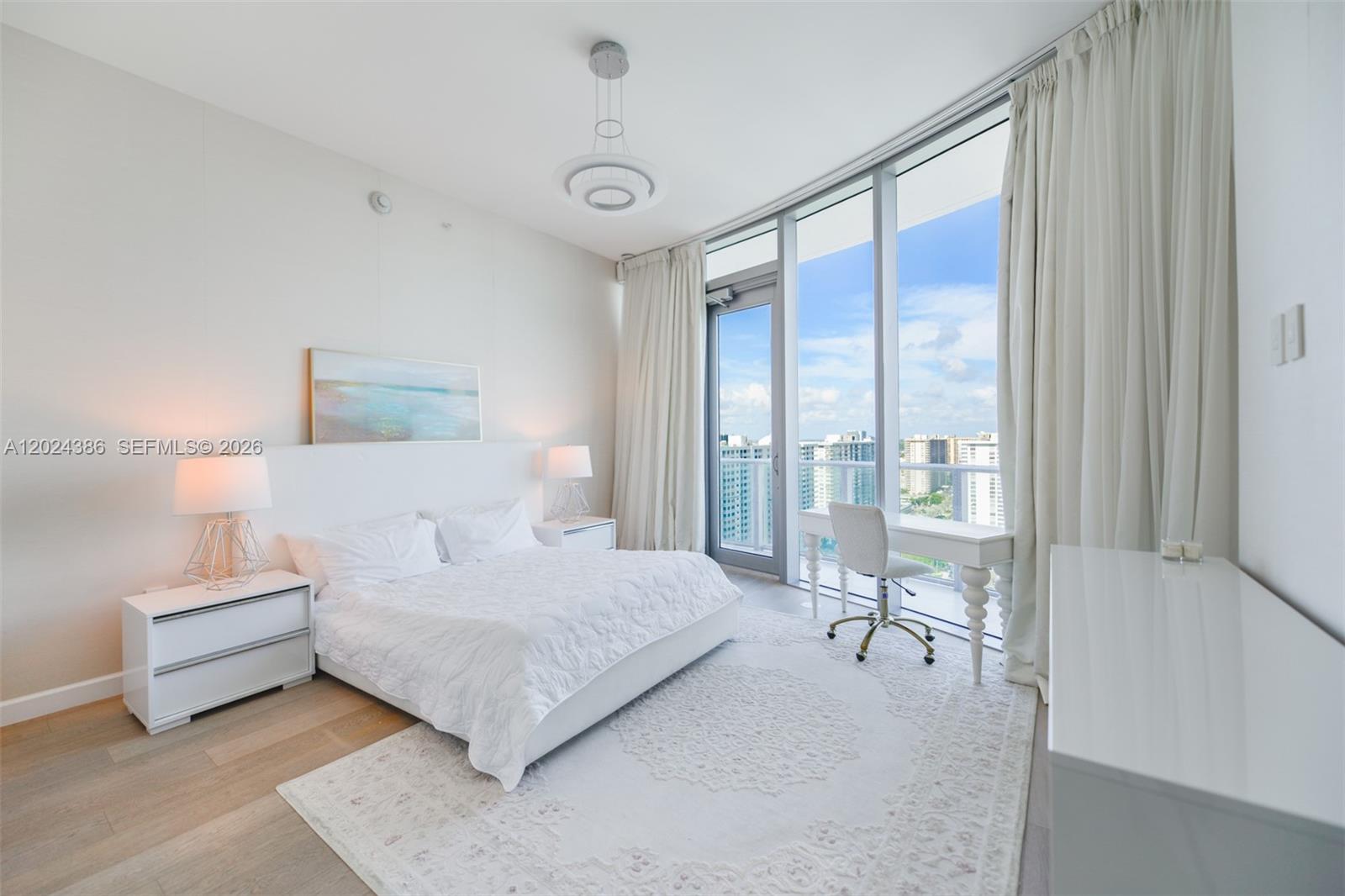 17475 Collins Ave #1703 Sunny Isles Beach, FL 33160