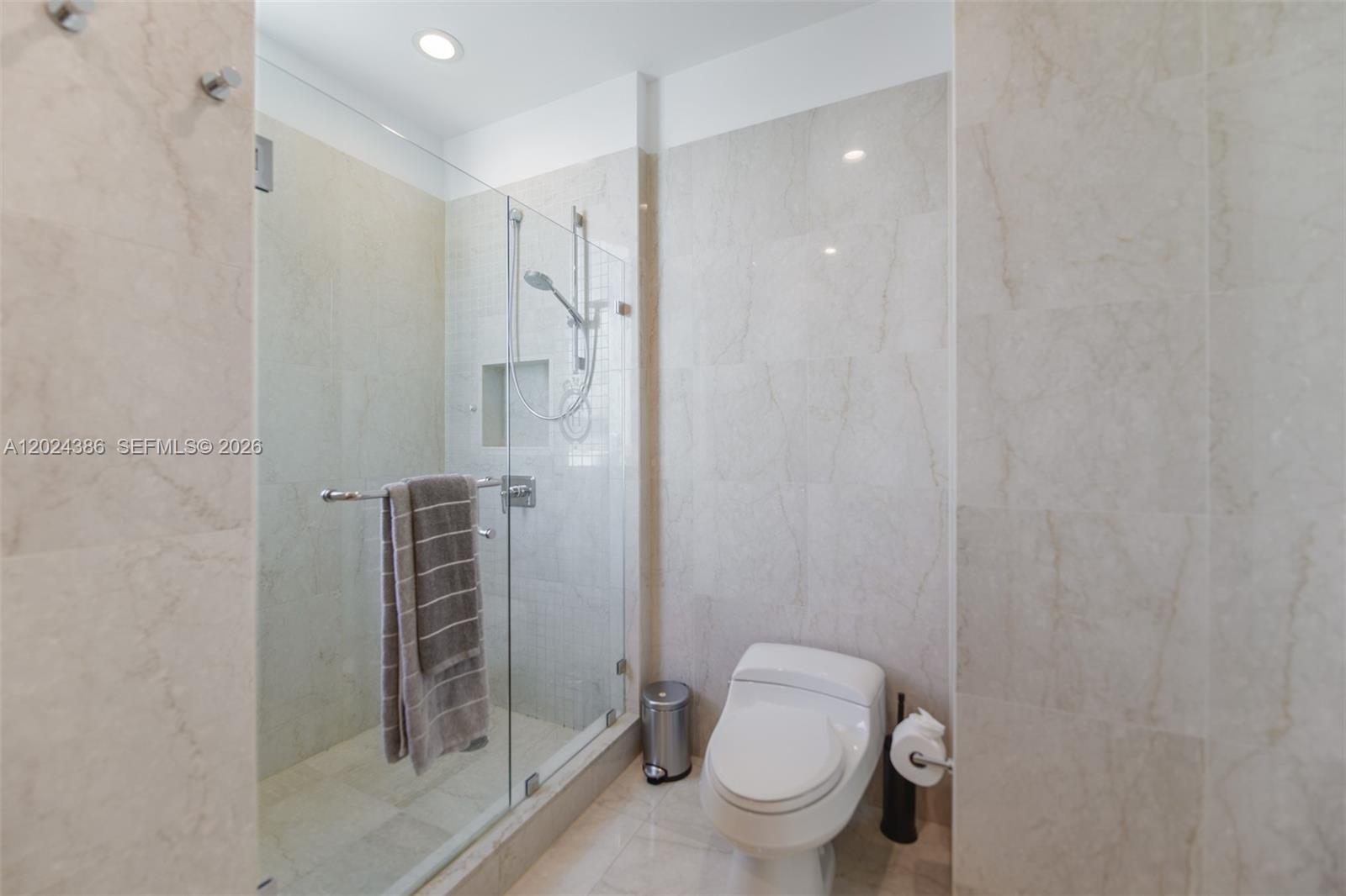 17475 Collins Ave #1703 Sunny Isles Beach, FL 33160