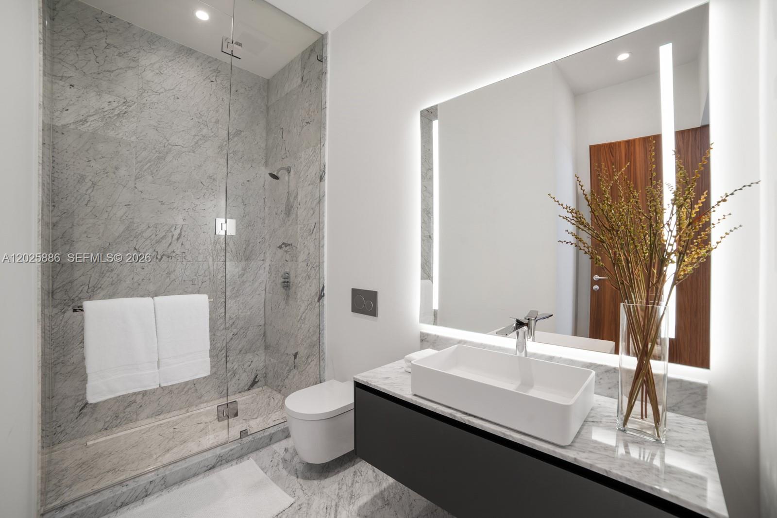 5 Grove Isle #PH-L05 Coconut Grove, FL 33133