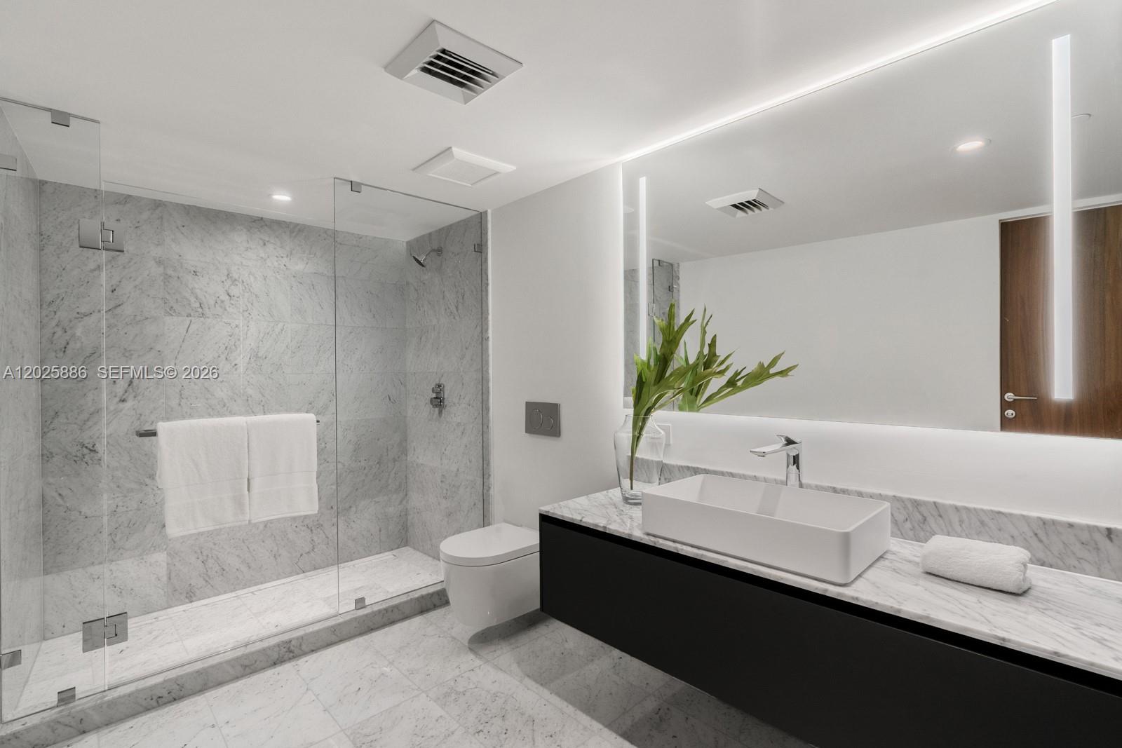5 Grove Isle #PH-L05 Coconut Grove, FL 33133