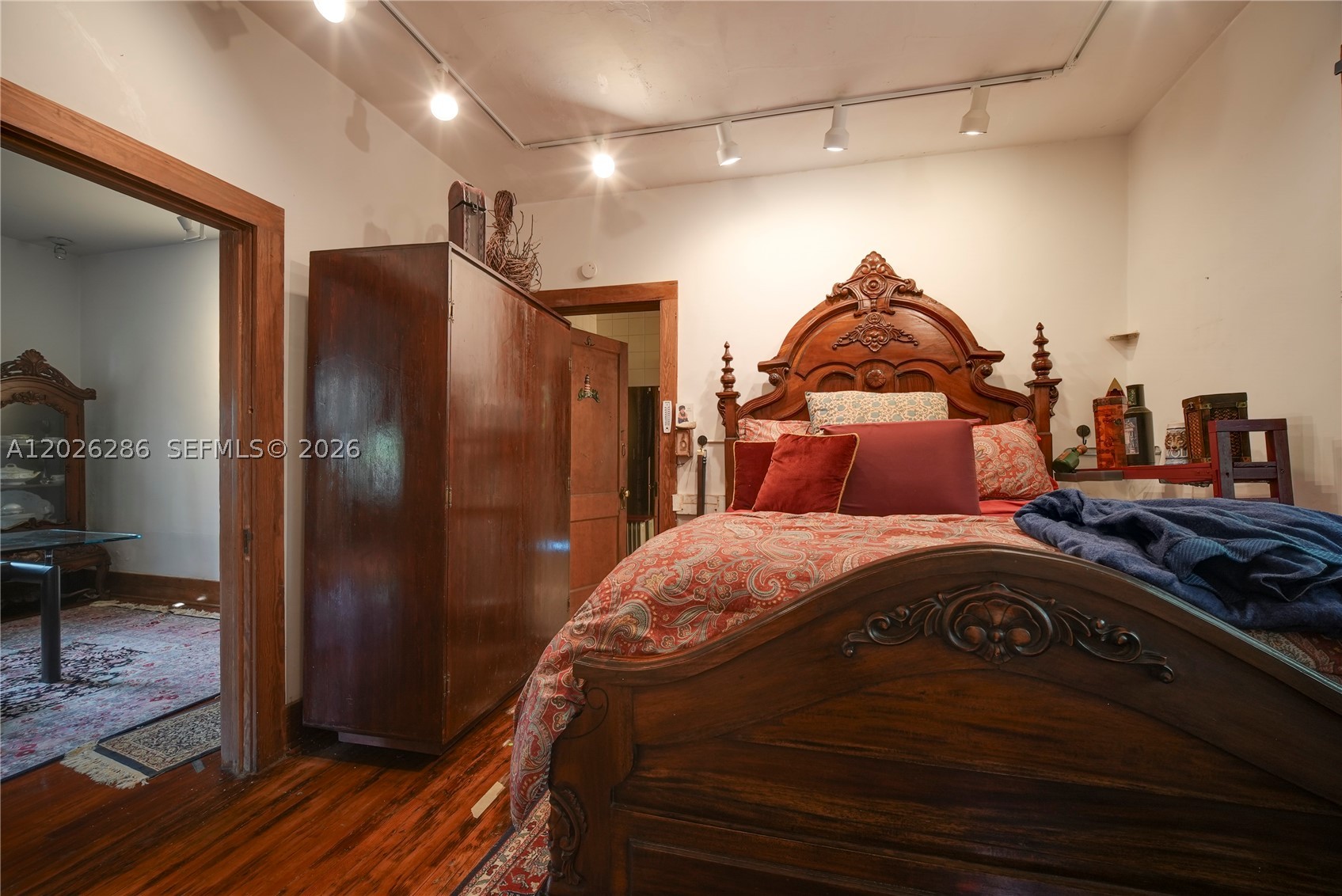 2980 Bird Ave Miami, FL 33133
