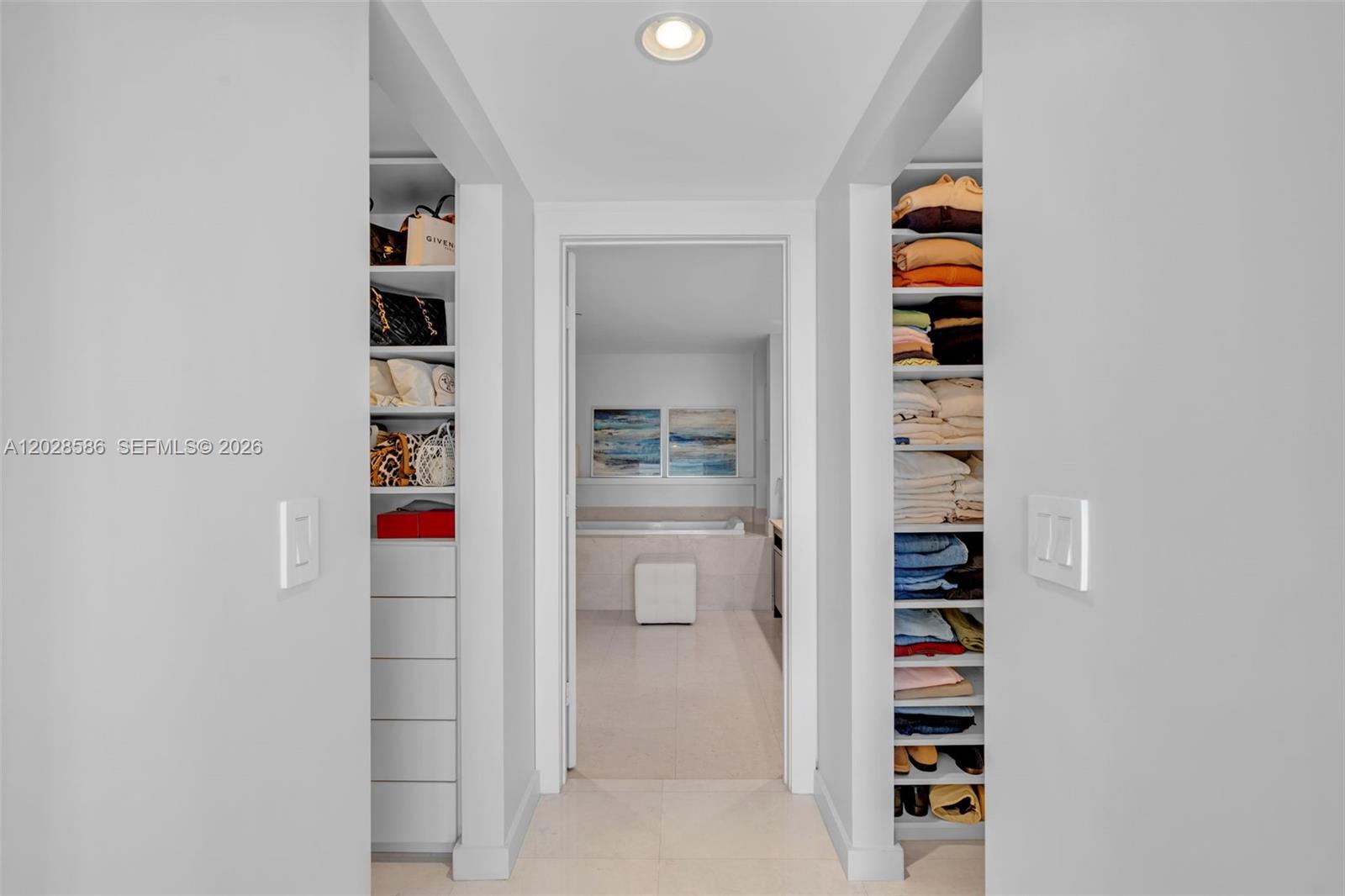 465 Brickell Ave #2703 Miami, FL 33131