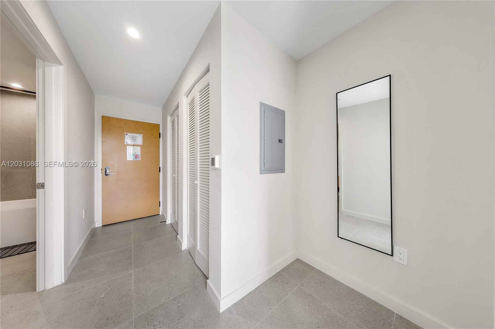 11 NE 6th St #301 Miami, FL 33132