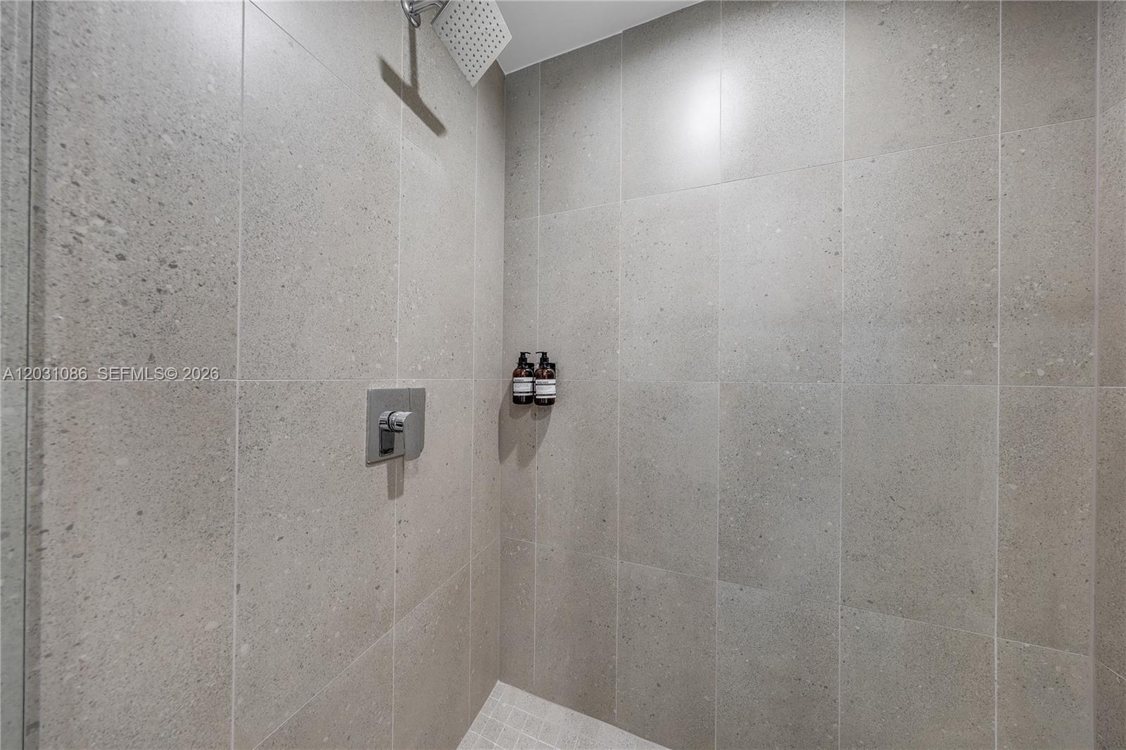 11 NE 6th St #301 Miami, FL 33132