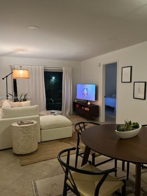 2920 SW 28th Ter #202