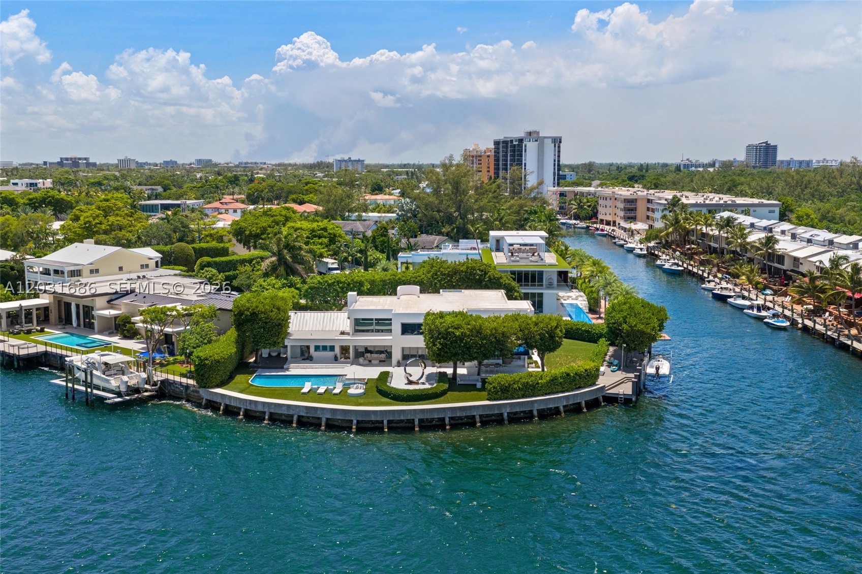 13395 Biscayne Bay Dr North Miami, FL 33181