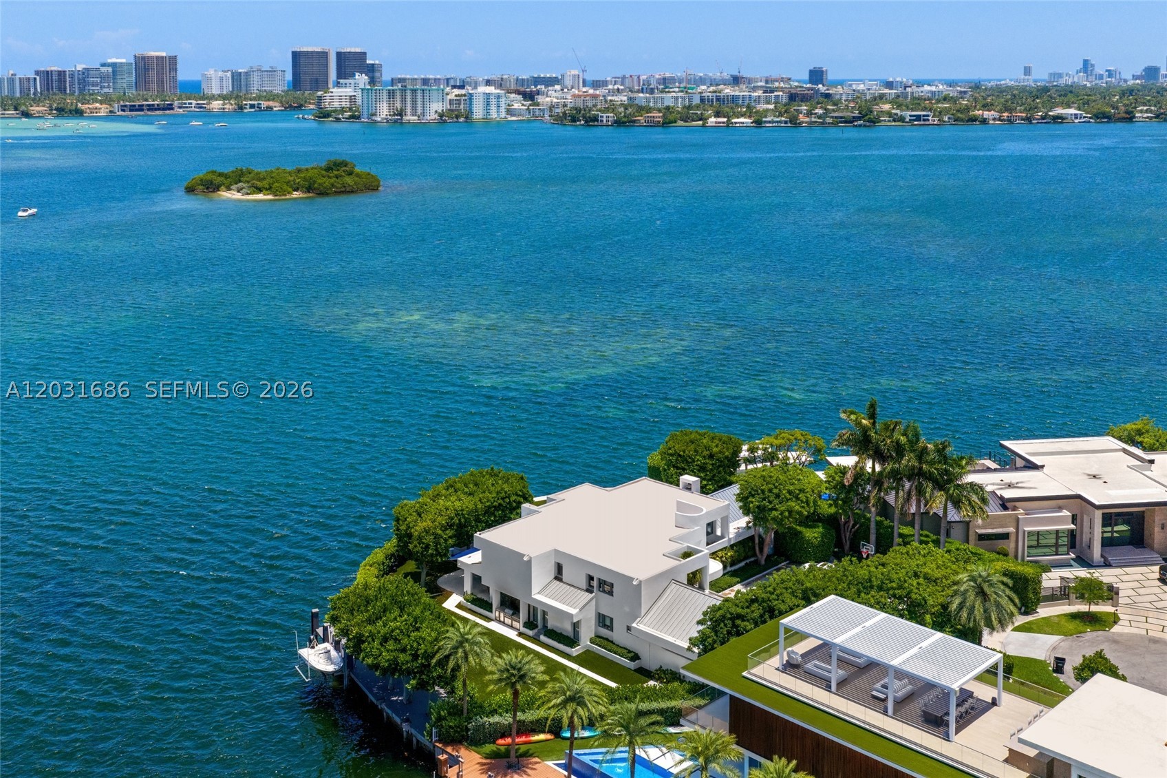 13395 Biscayne Bay Dr North Miami, FL 33181