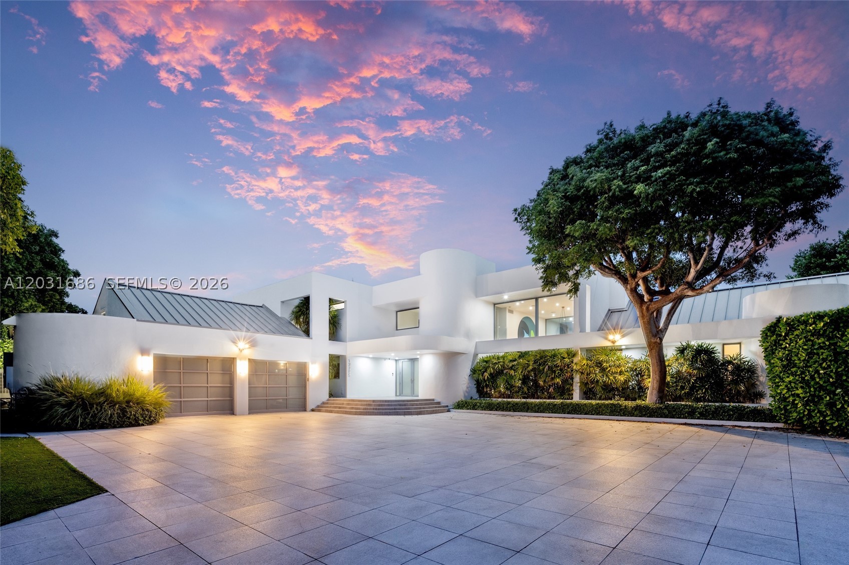 13395 Biscayne Bay Dr North Miami, FL 33181