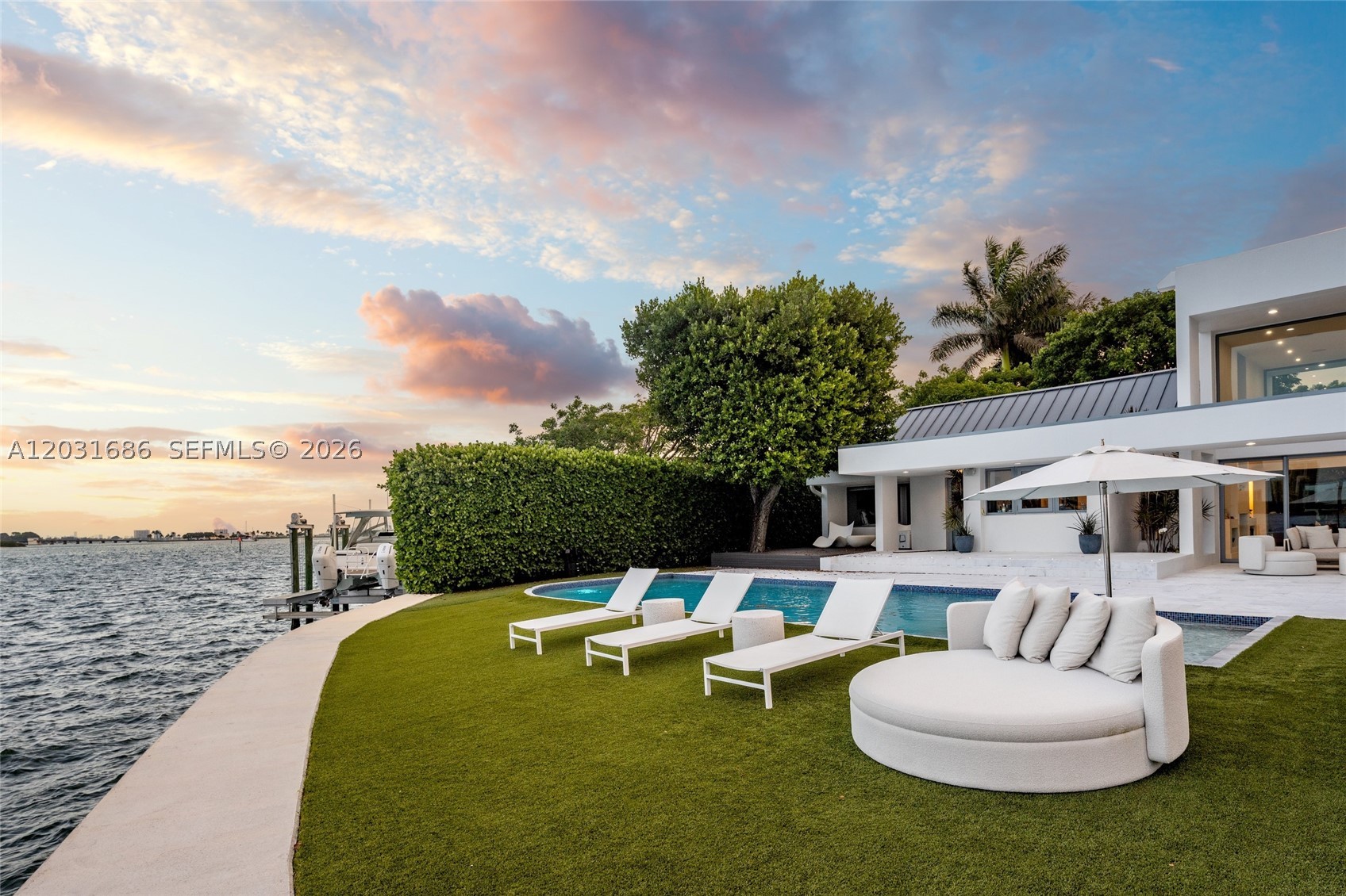 13395 Biscayne Bay Dr North Miami, FL 33181