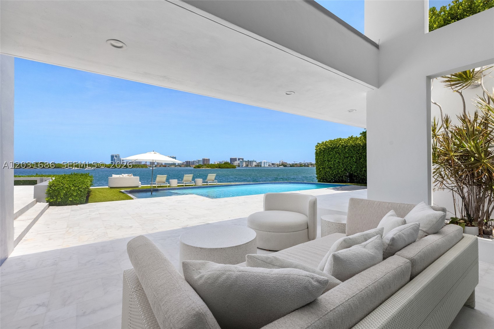 13395 Biscayne Bay Dr North Miami, FL 33181