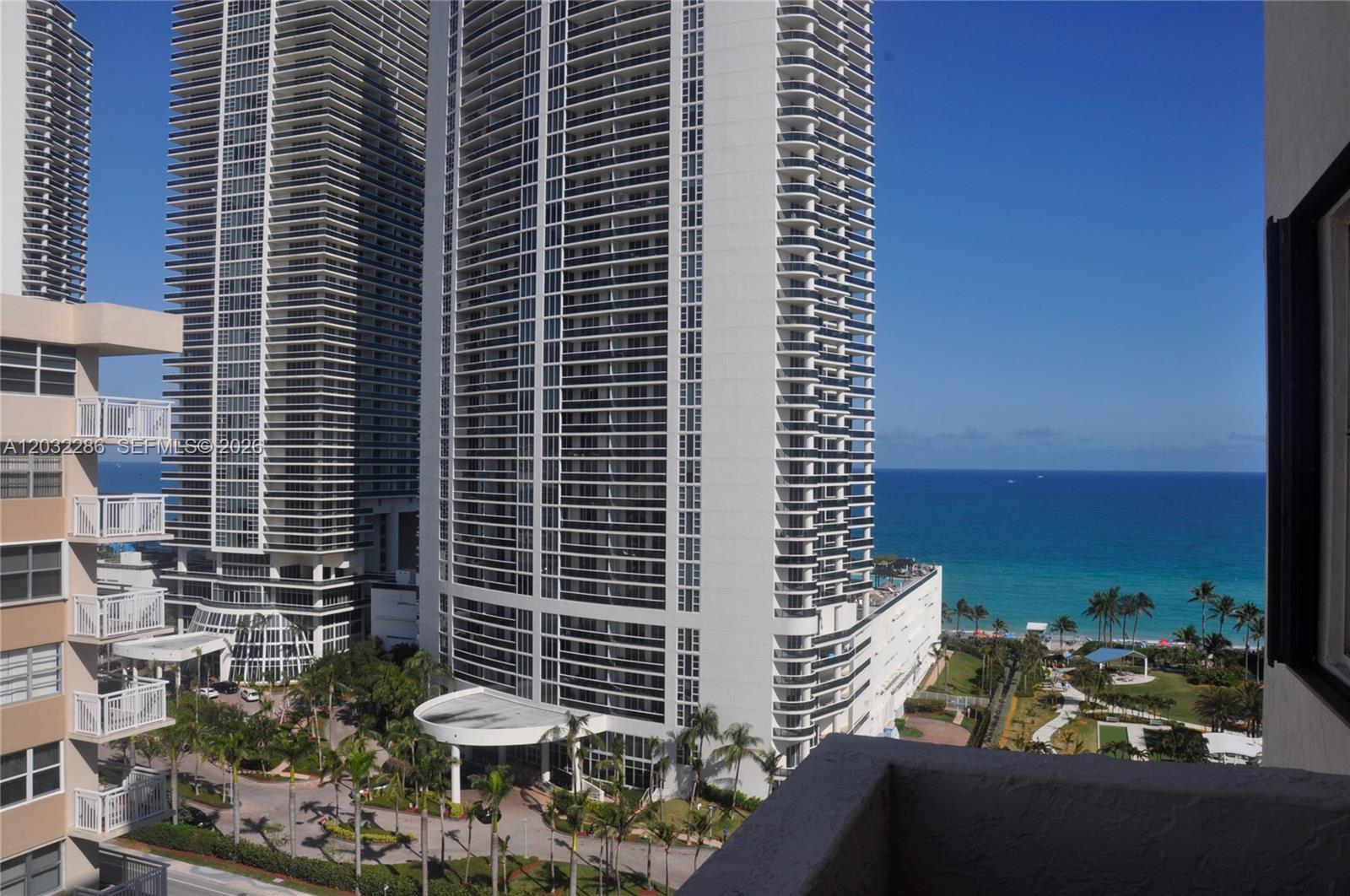 1865 S Ocean Dr #12E