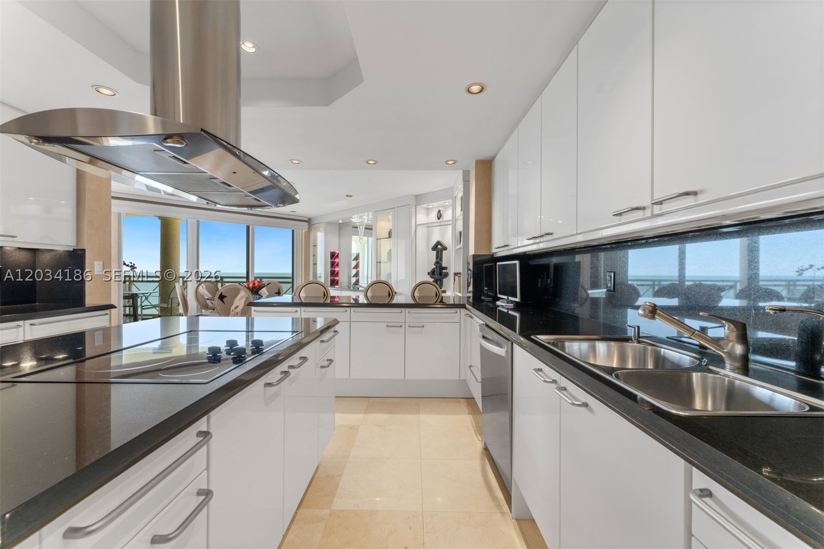 430 Grand Bay #1103 Key Biscayne, FL 33149