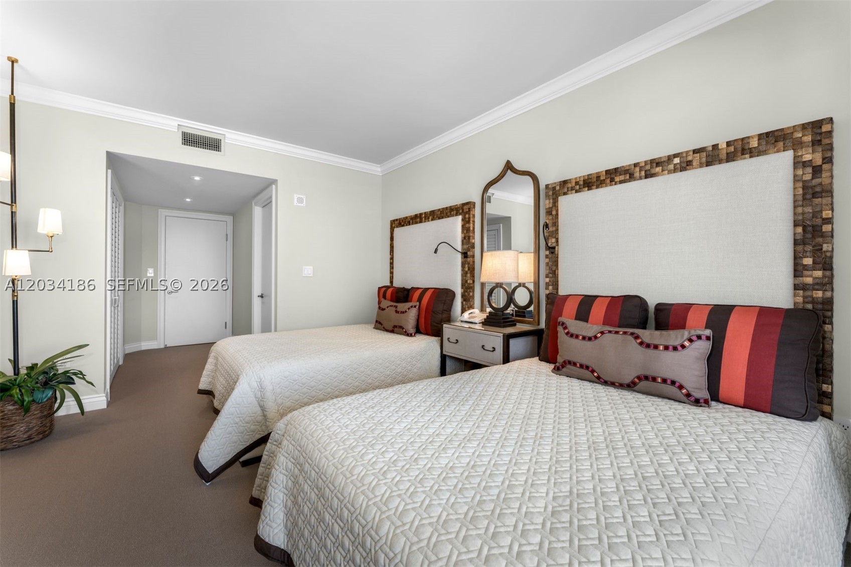 430 Grand Bay #1103 Key Biscayne, FL 33149