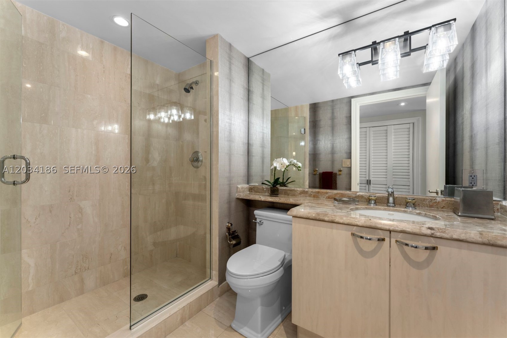 430 Grand Bay #1103 Key Biscayne, FL 33149