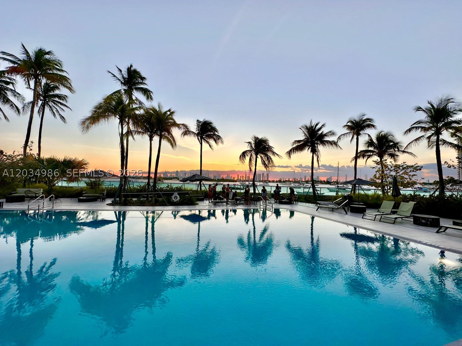 image Flamingo South Beach2