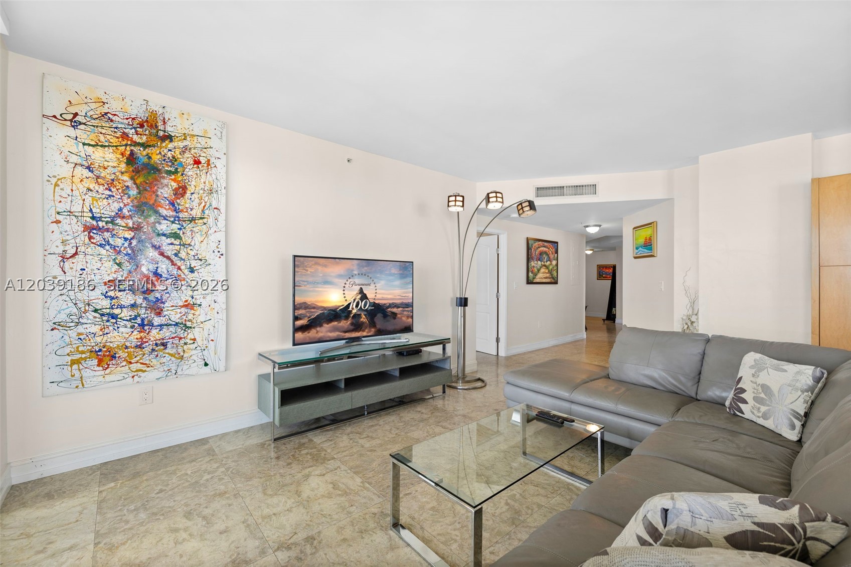image King David Condo4