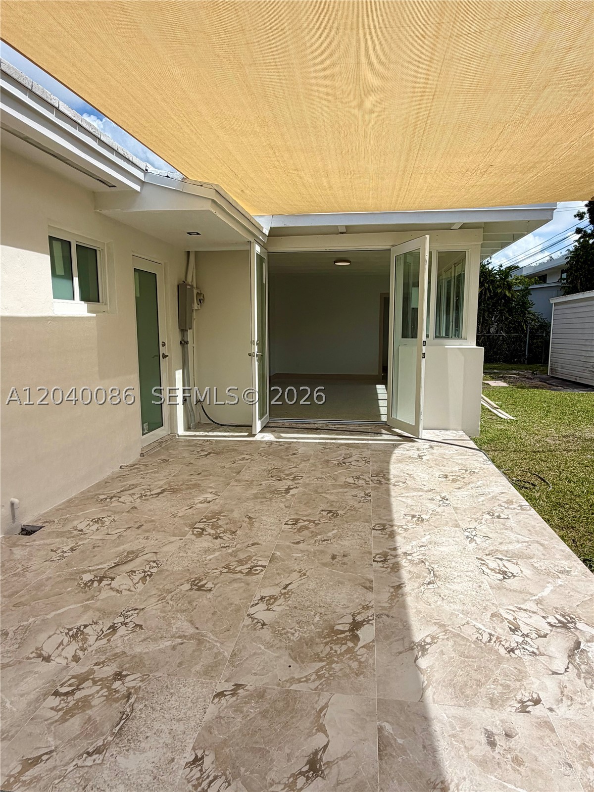 8235 SW 62nd Pl Miami, FL 33143