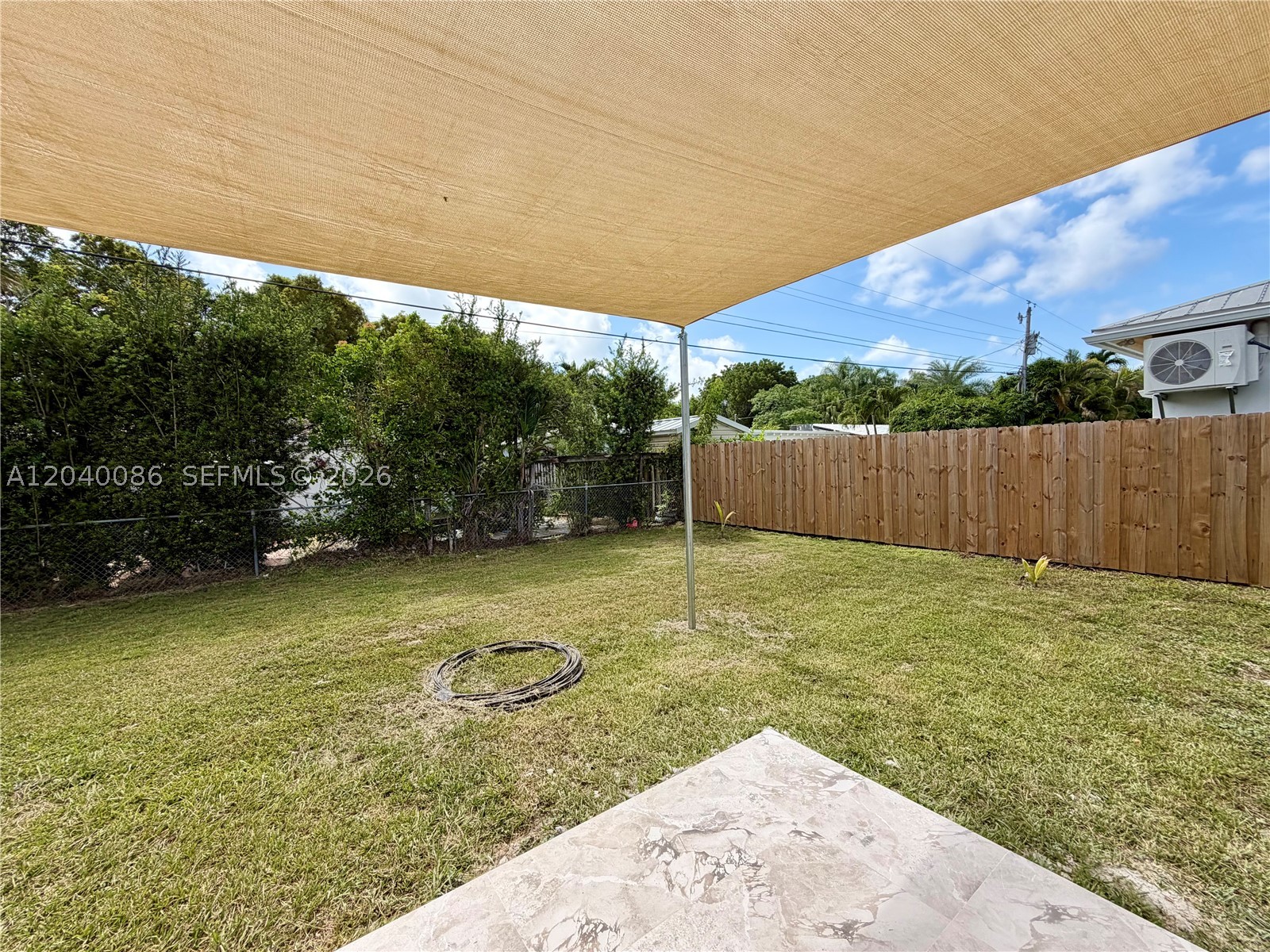 8235 SW 62nd Pl Miami, FL 33143