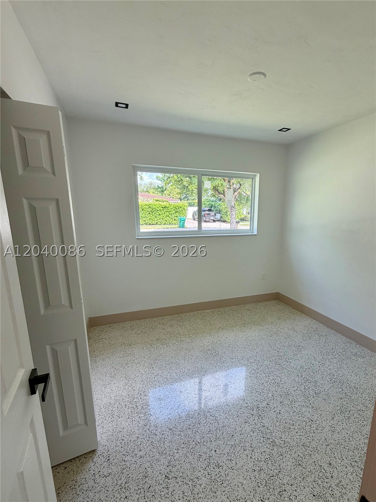 8235 SW 62nd Pl Miami, FL 33143