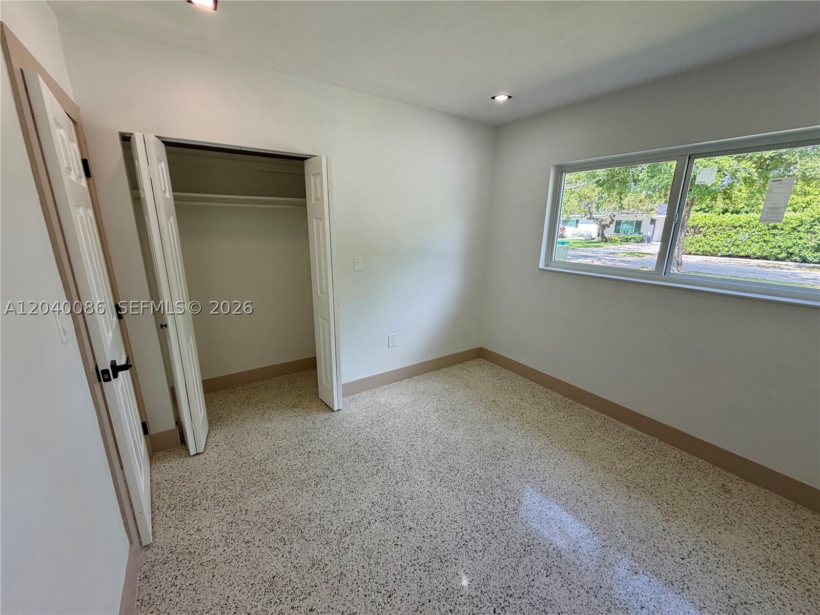 8235 SW 62nd Pl Miami, FL 33143