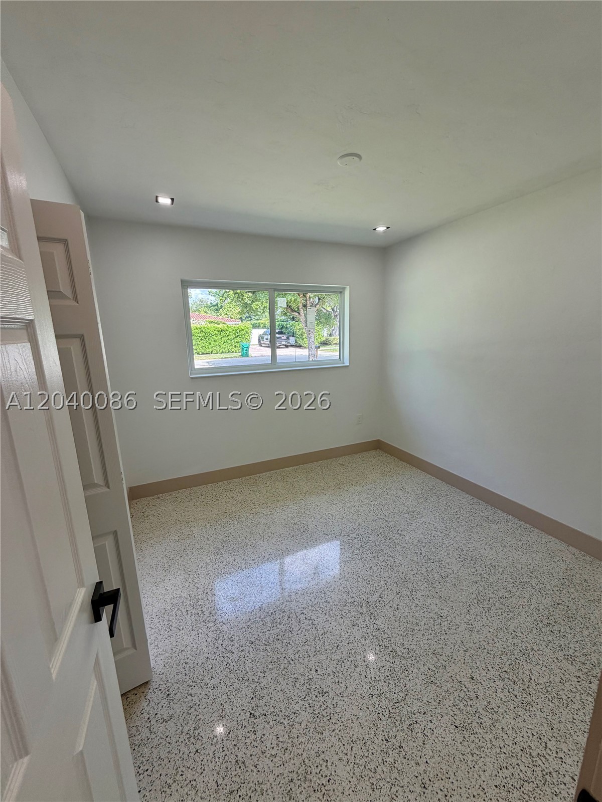 8235 SW 62nd Pl Miami, FL 33143