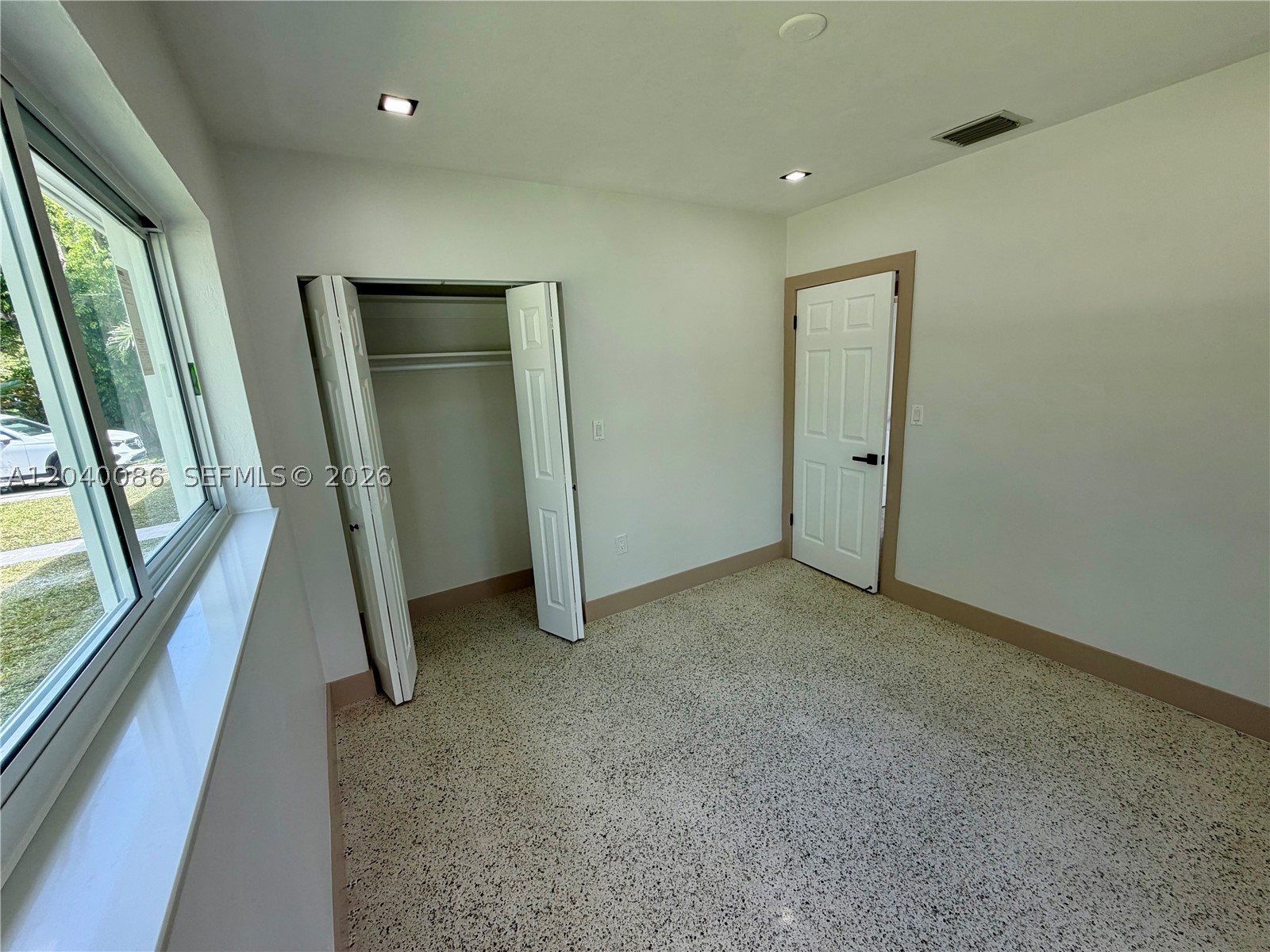 8235 SW 62nd Pl Miami, FL 33143