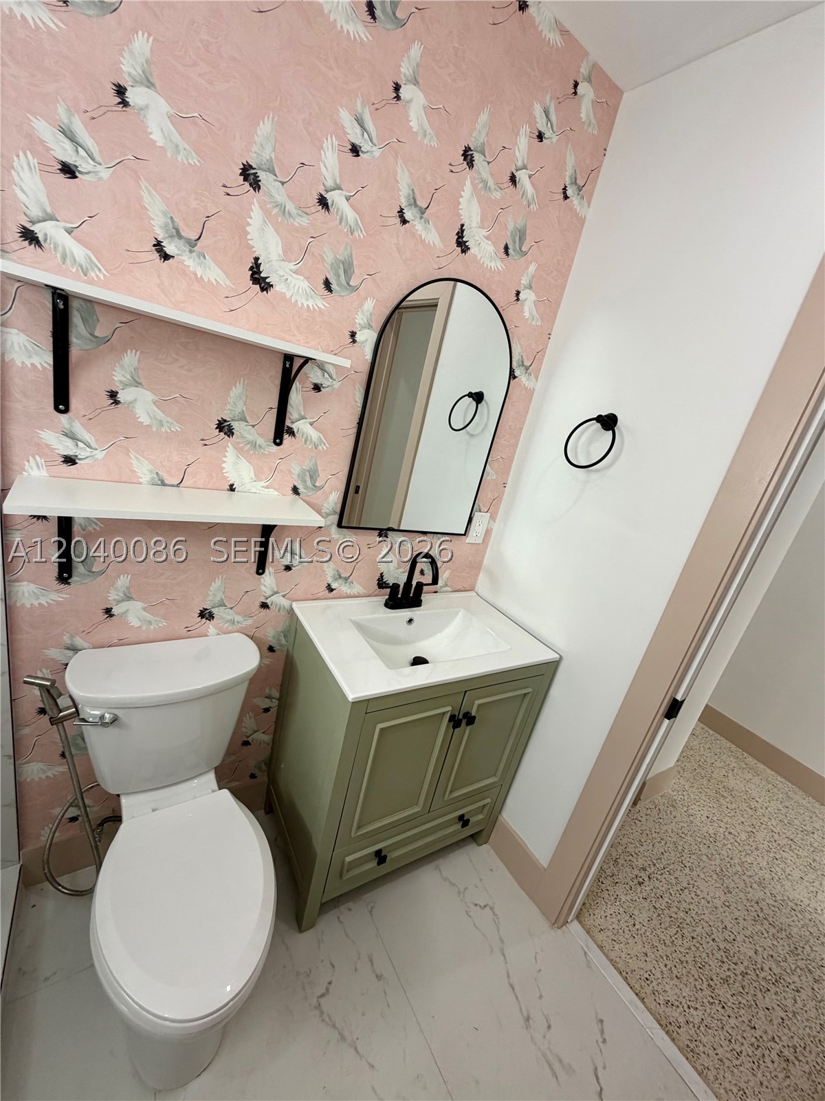 8235 SW 62nd Pl Miami, FL 33143