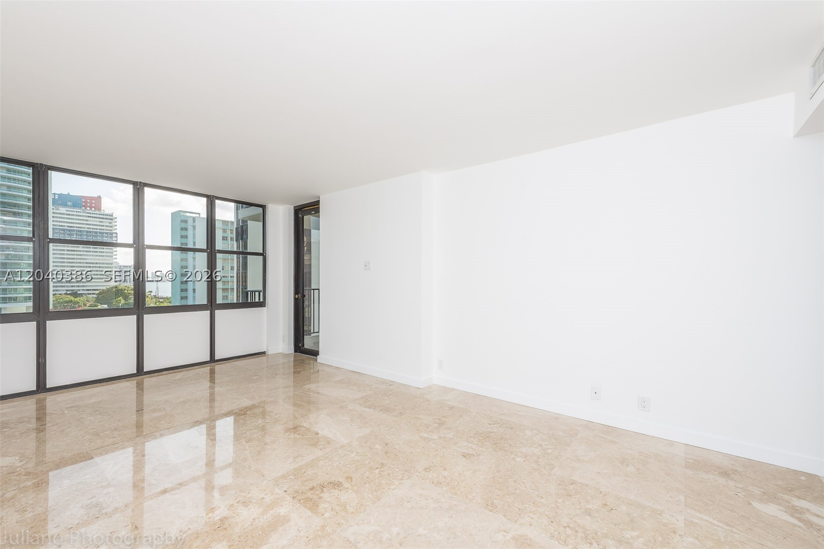image Brickell Place II5