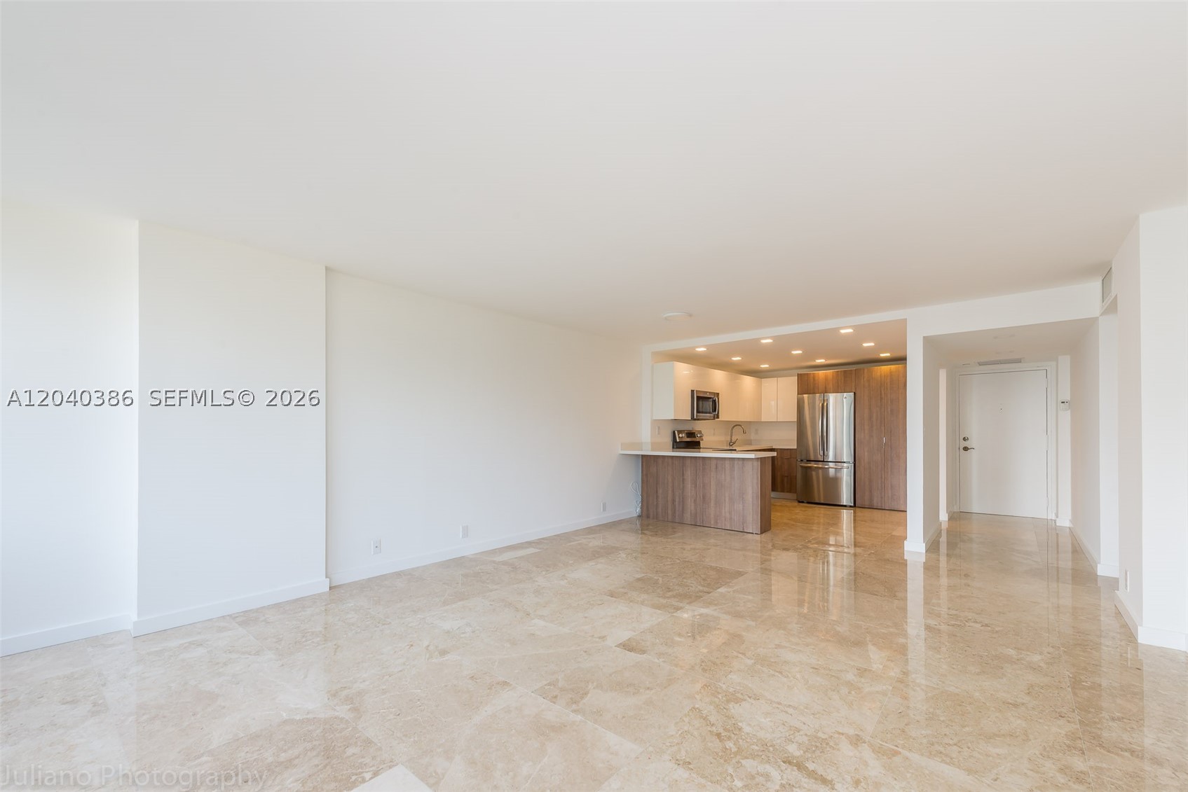 image Brickell Place II8