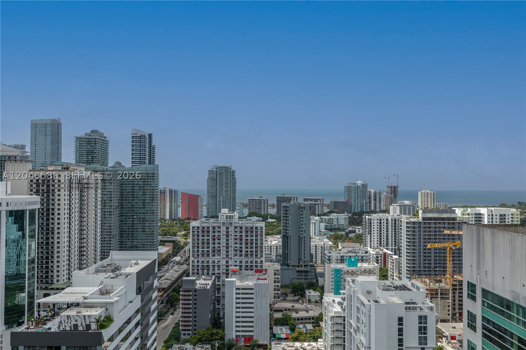 690 SW 1st Ct #PHII17 Miami, FL 33130