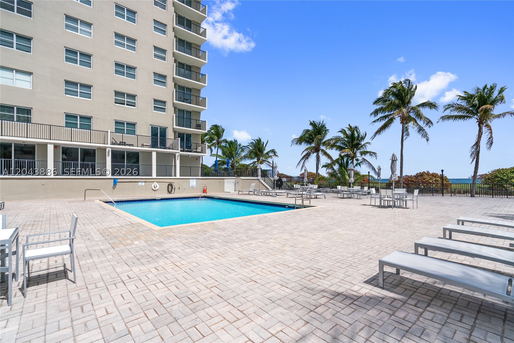 9273 Collins Ave #408 Surfside, FL 33154