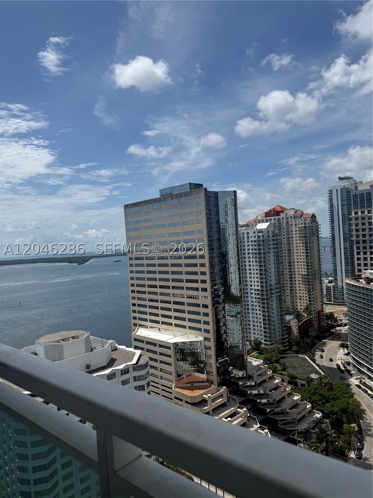 950 Brickell Bay Dr #2907