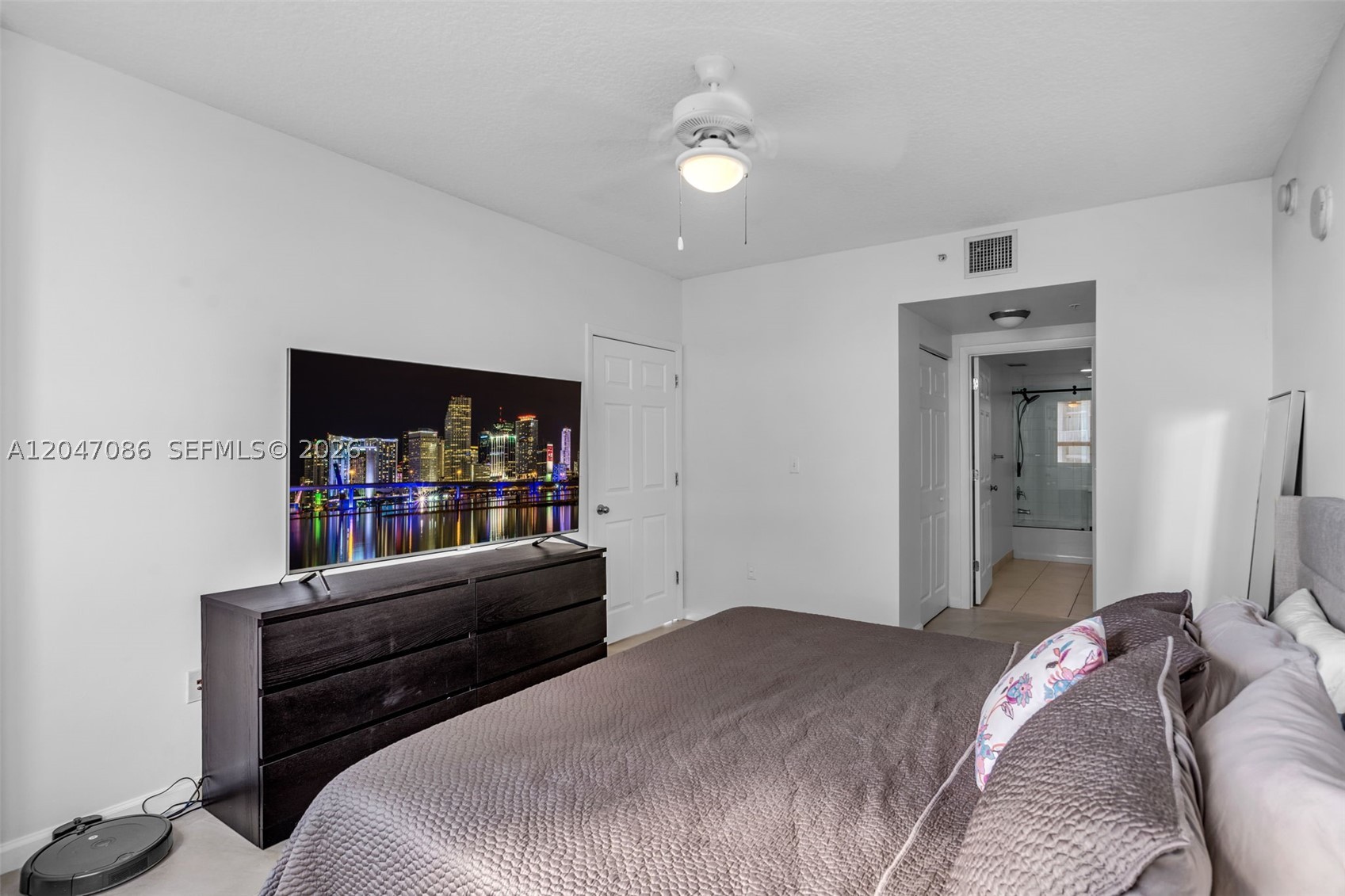 image Cite on the Bay East20