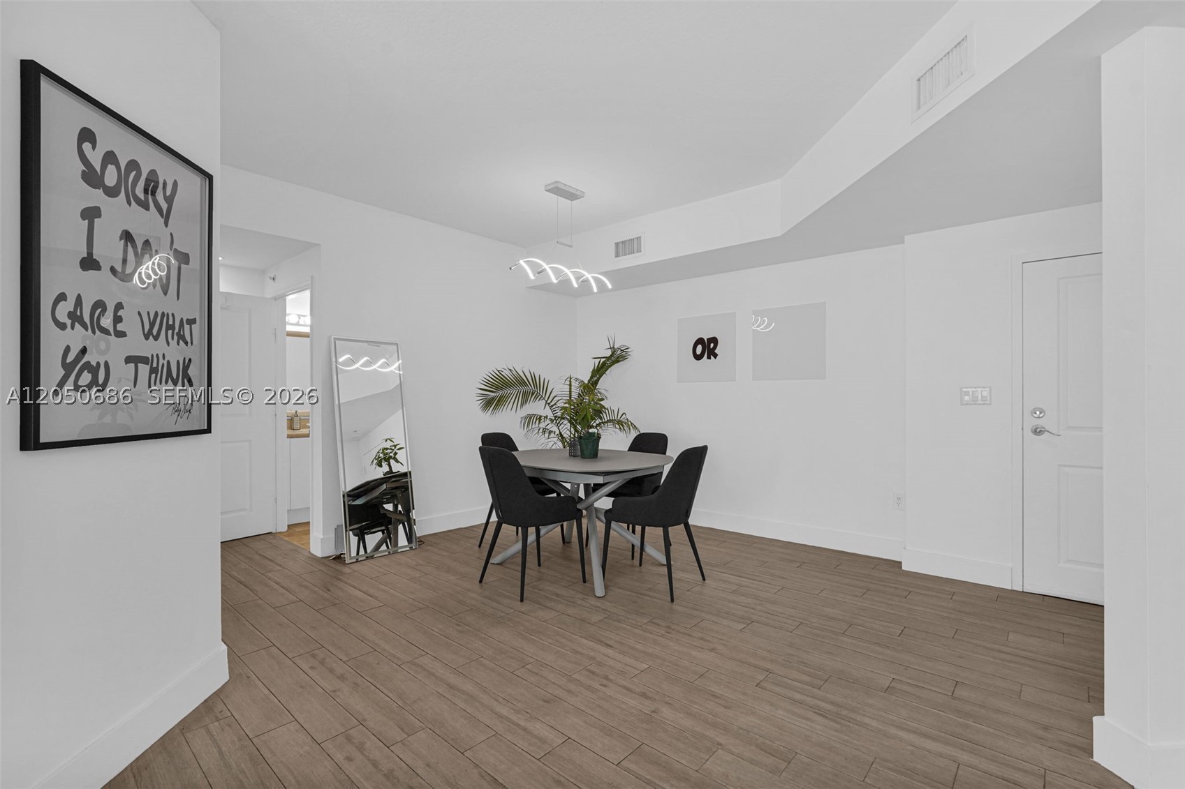 image 360 Condos25