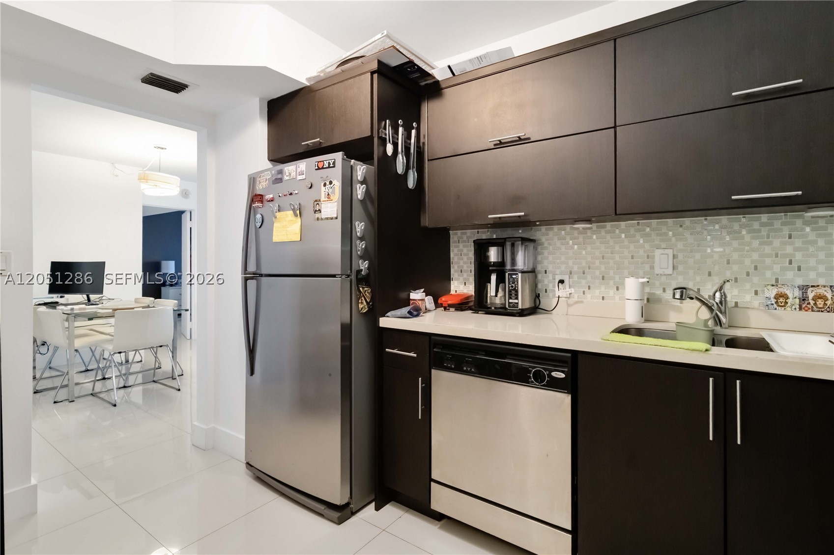 image Arlen House East13
