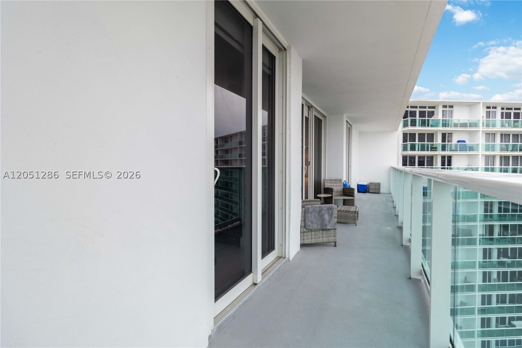 image Arlen House East38