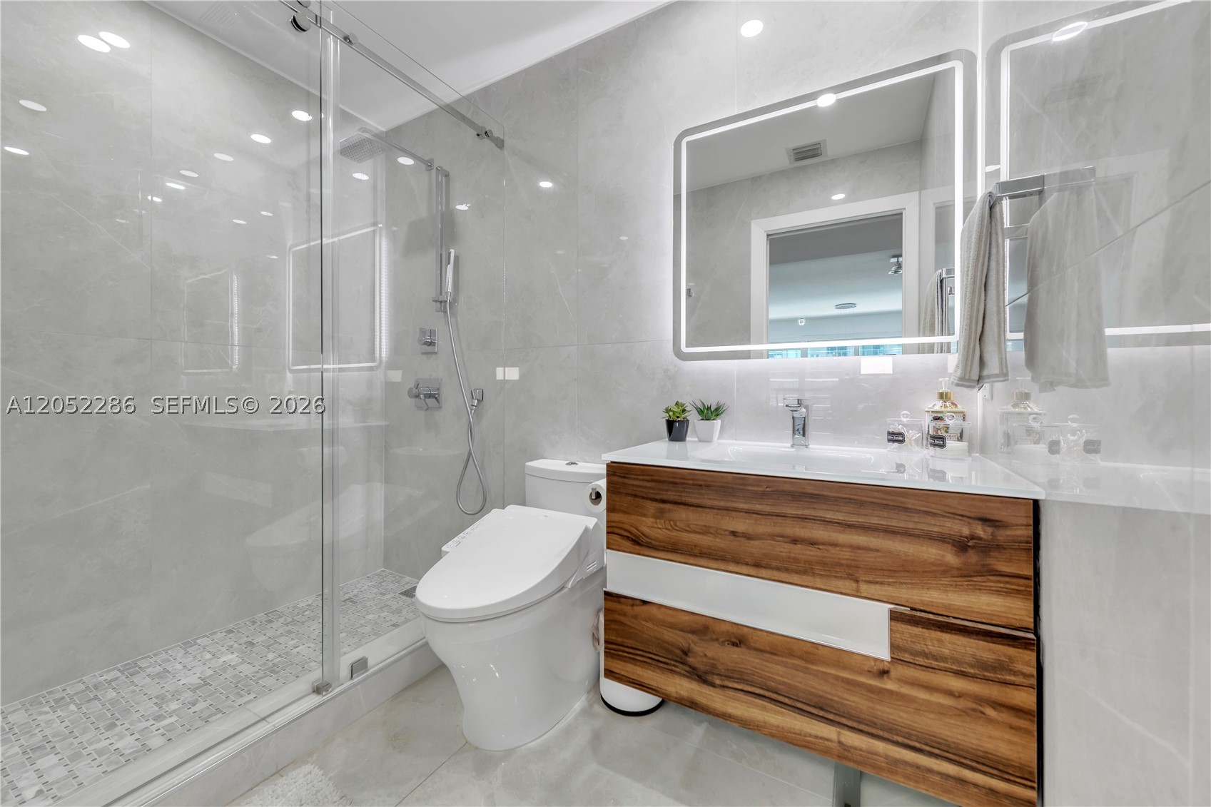 image Infinity at Brickell9