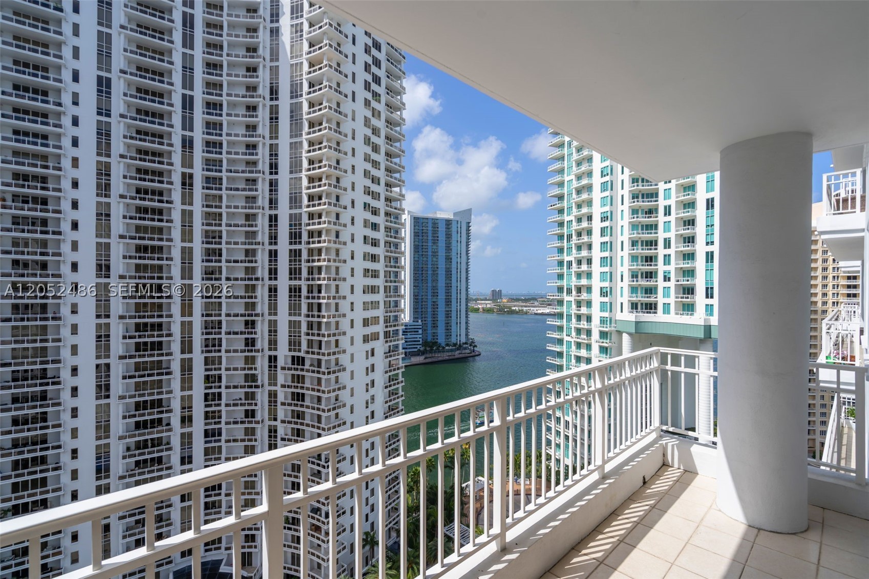 image Courts Brickell Key15